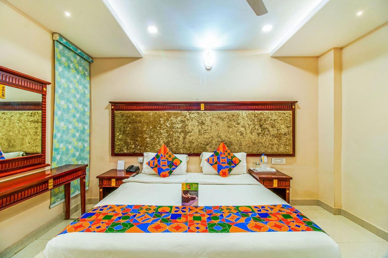 Fabhotel Eleven Heights Bhopal Bagian luar foto